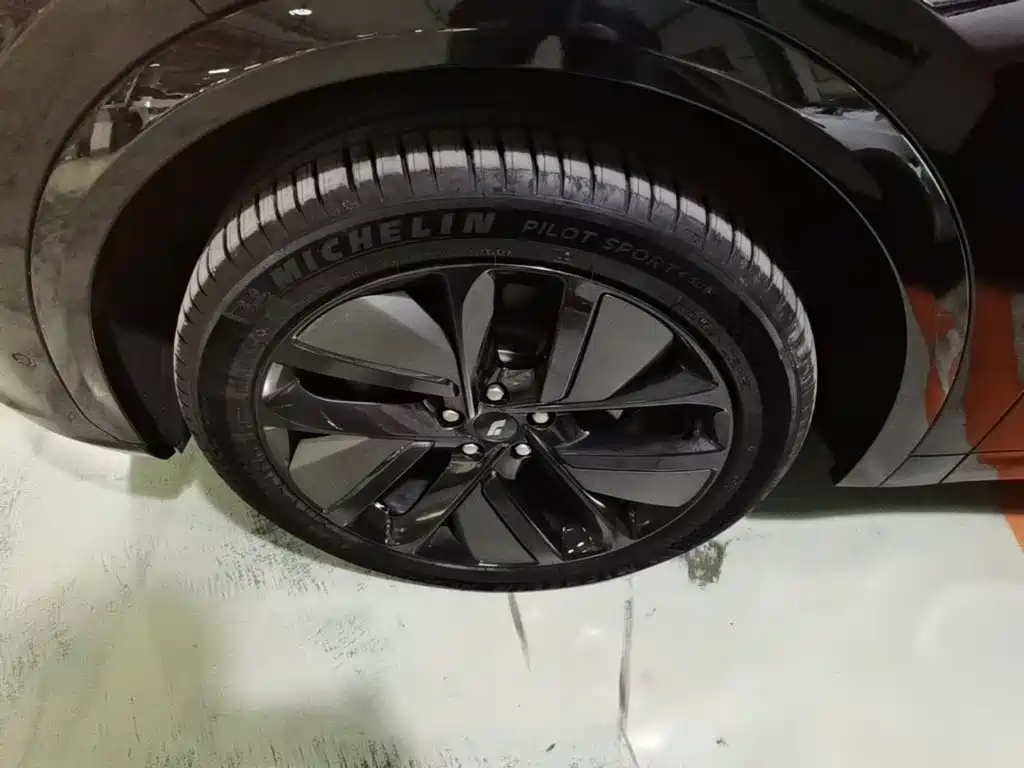 Li Auto Li L7 — миниатюра 23
