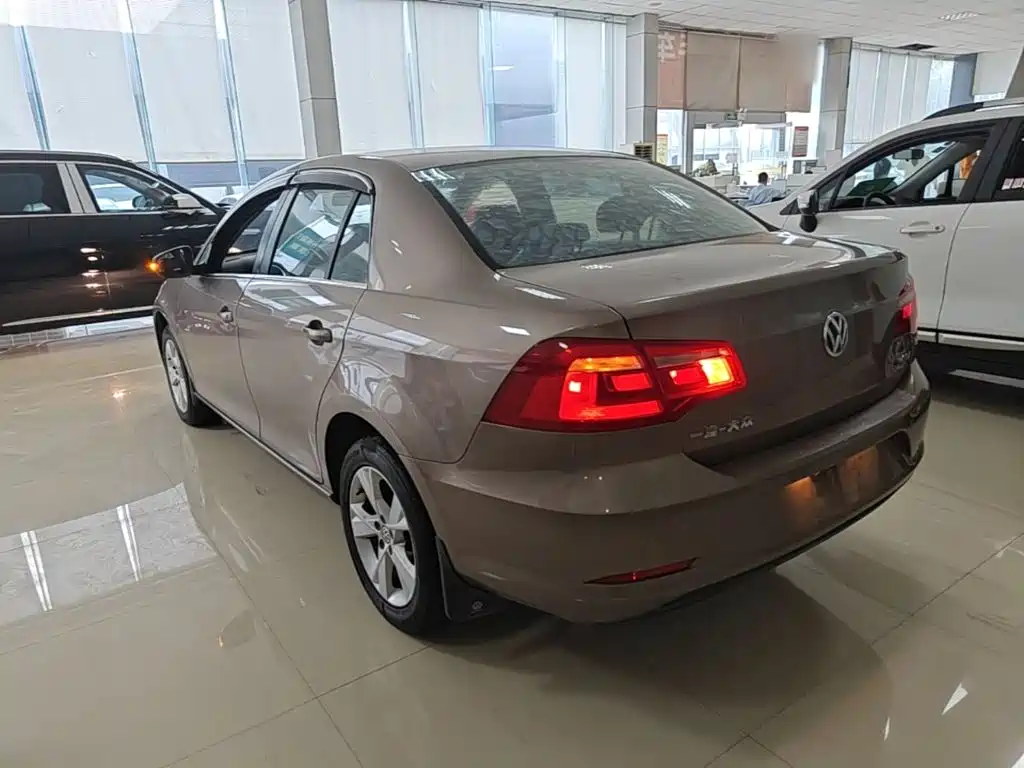 Volkswagen Bora — миниатюра 5