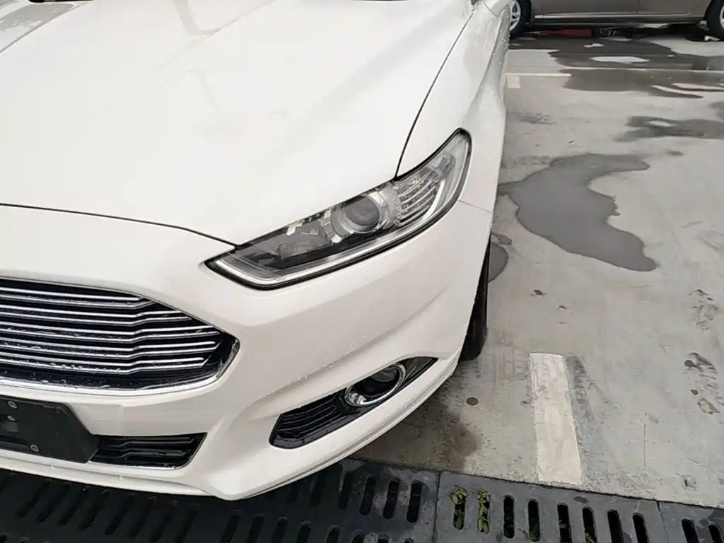 Ford Mondeo — миниатюра 24
