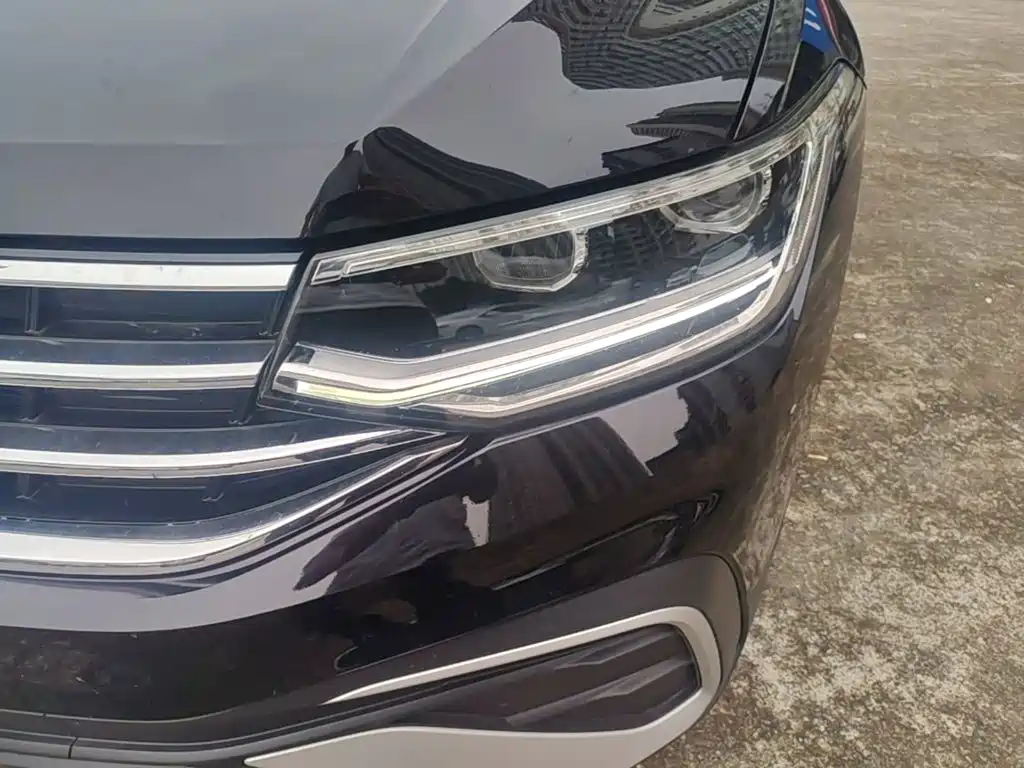 Volkswagen Tiguan L — миниатюра 24