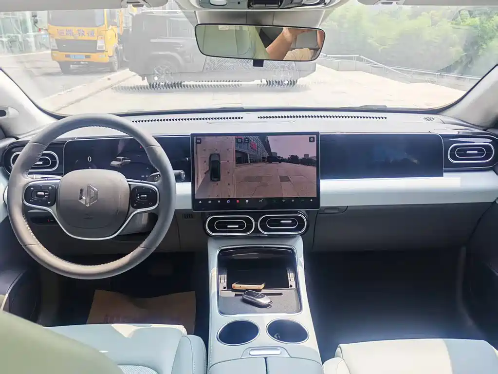 Leapmotor Leapmotor C01 — миниатюра 3