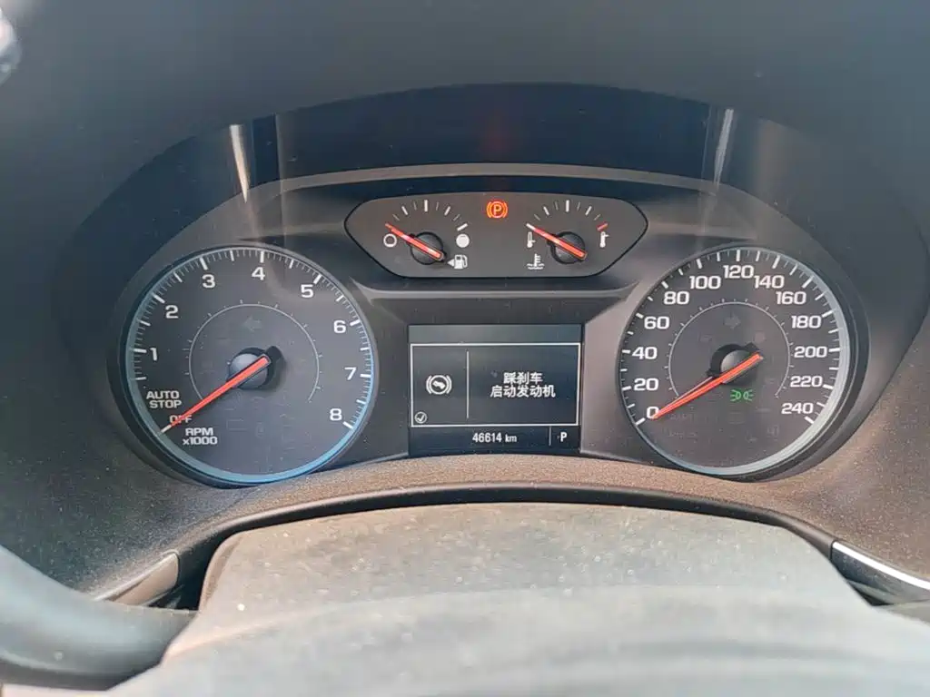 Chevrolet Equinox — миниатюра 12