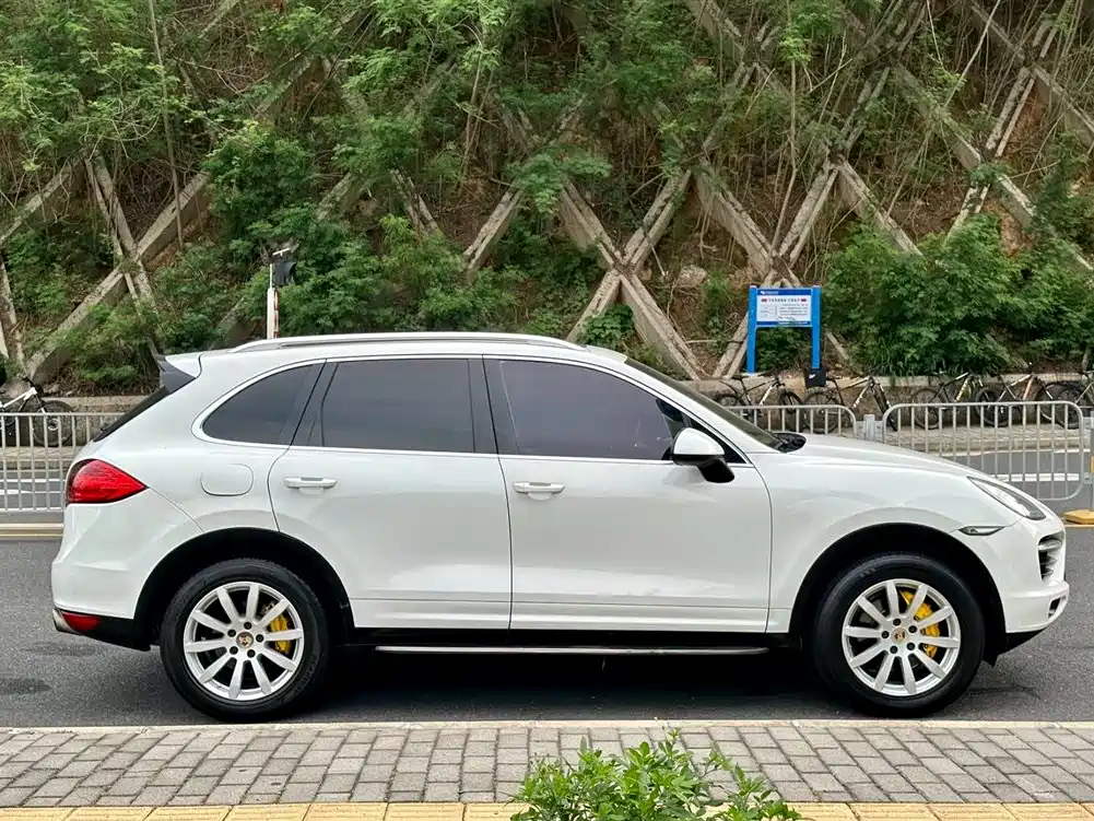 Porsche Cayenne 2011 Cayenne 3.0T