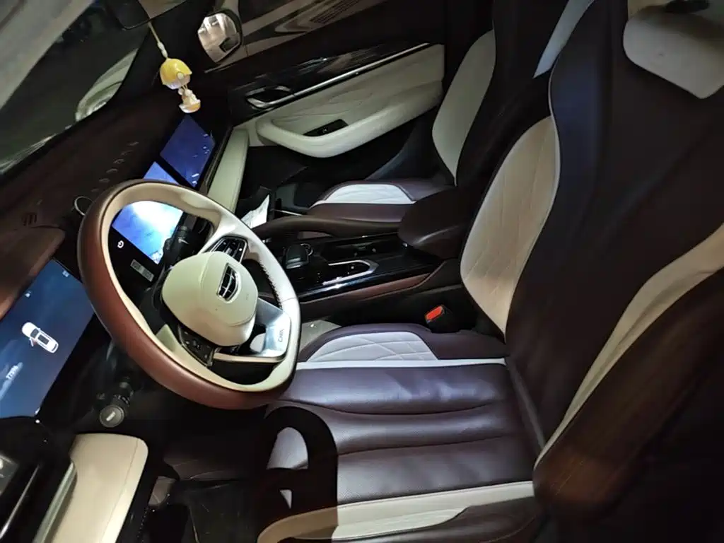 Geely Xingyue L — миниатюра 12