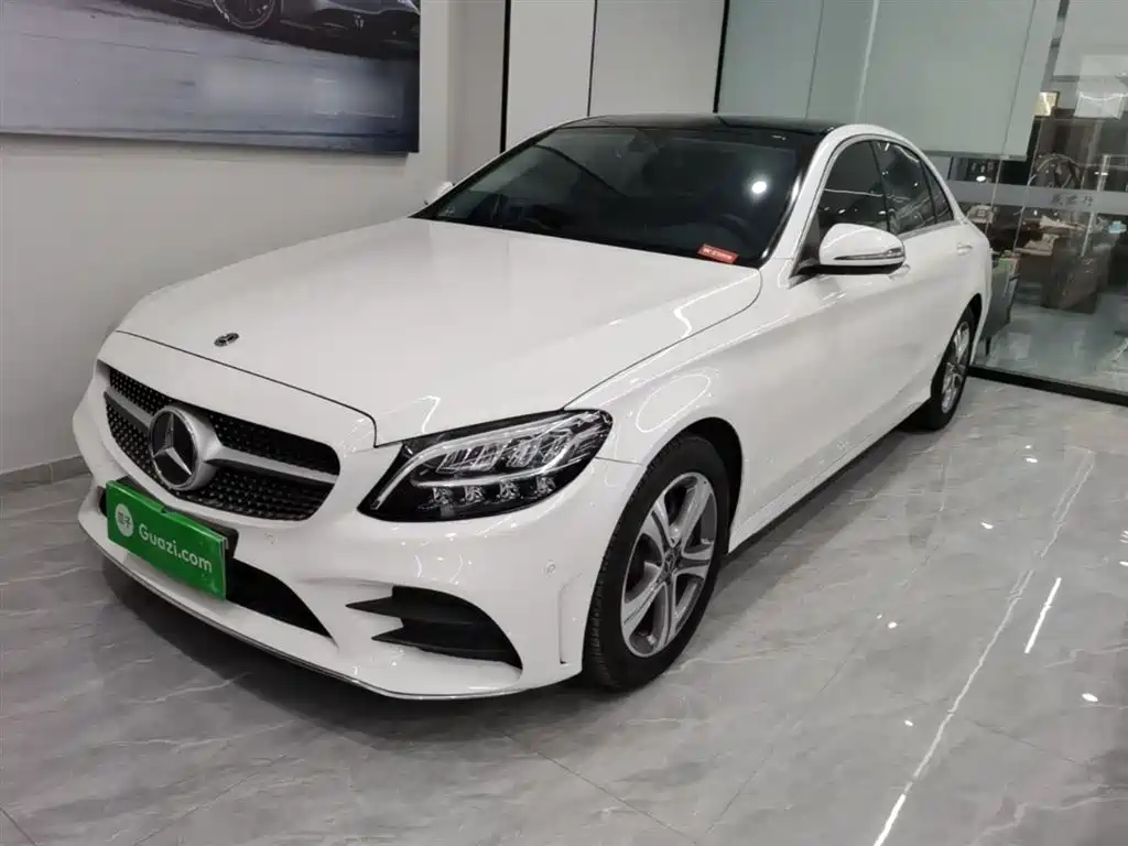 Mercedes-Benz C-Class 2021