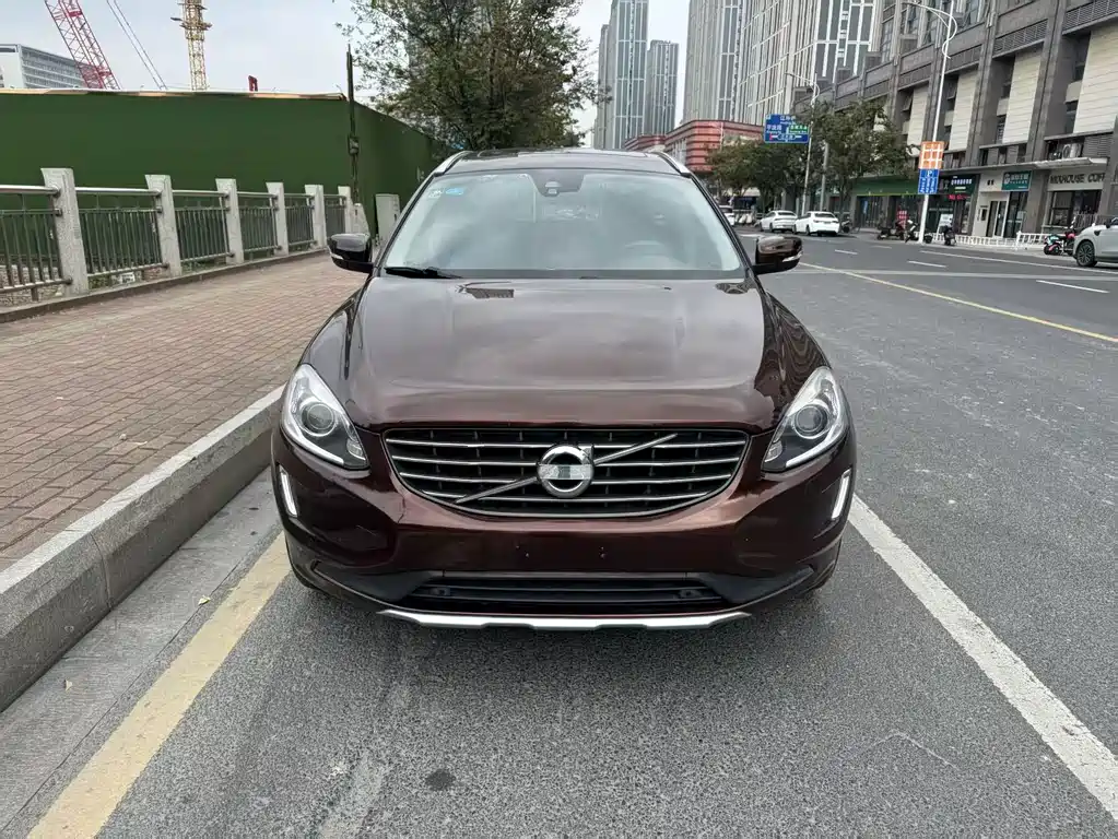 Volvo XC60 (Import) — миниатюра 2