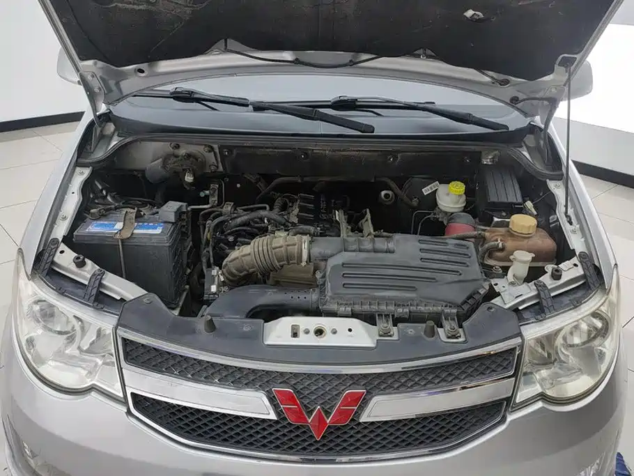 Wuling Hongguang — миниатюра 10