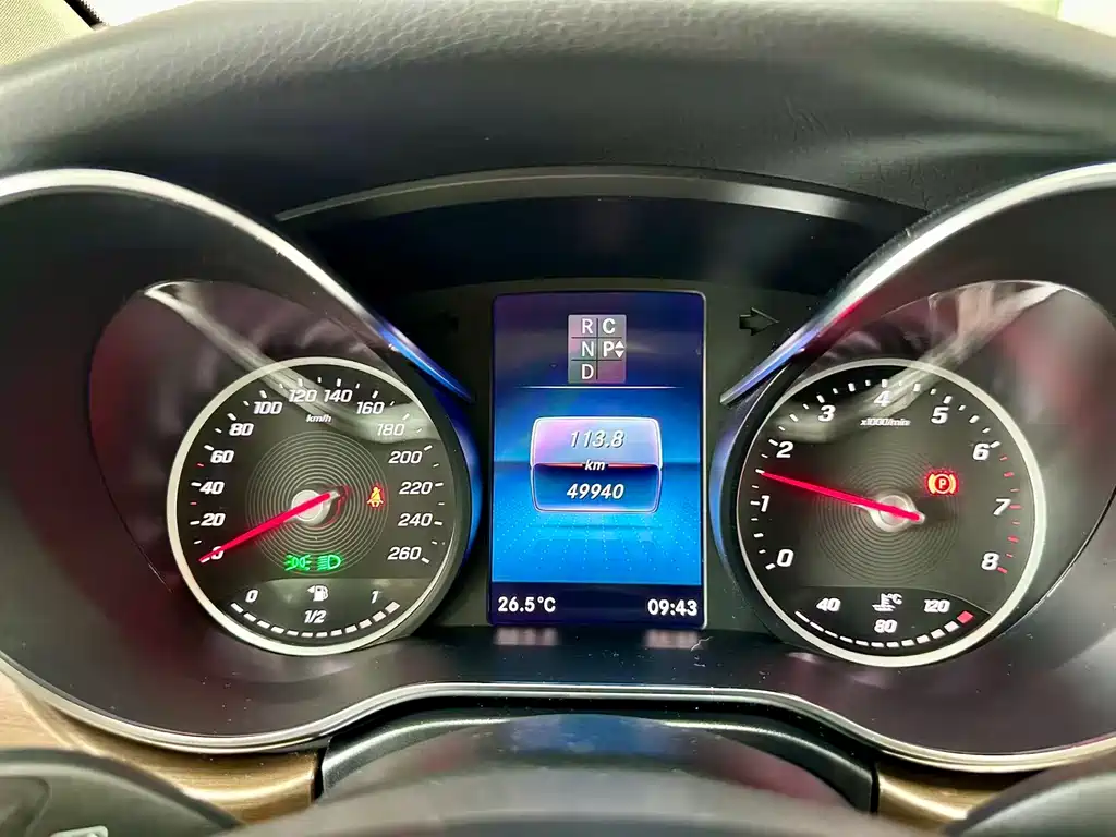 MERCEDES-BENZ V CLASS