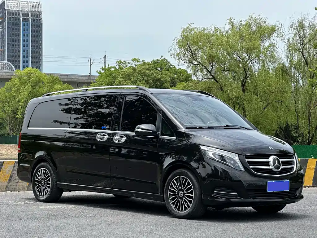Mercedes-Benz V-Class V 2018 V 260 L Luxury Long Wheelbase VI
