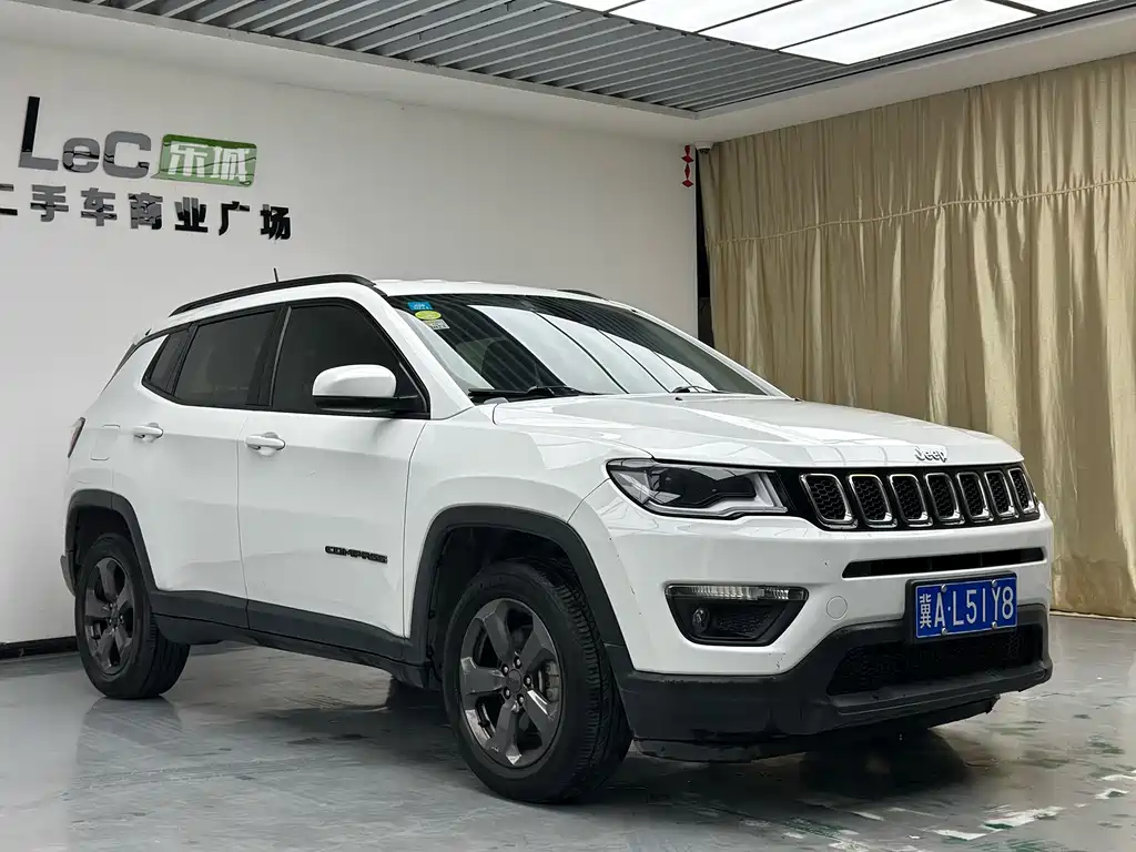 Jeep Compass — миниатюра 3