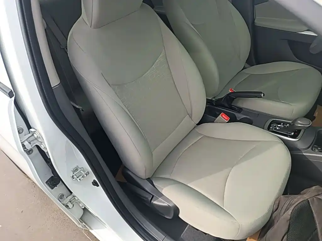 Chevrolet Sail — миниатюра 25