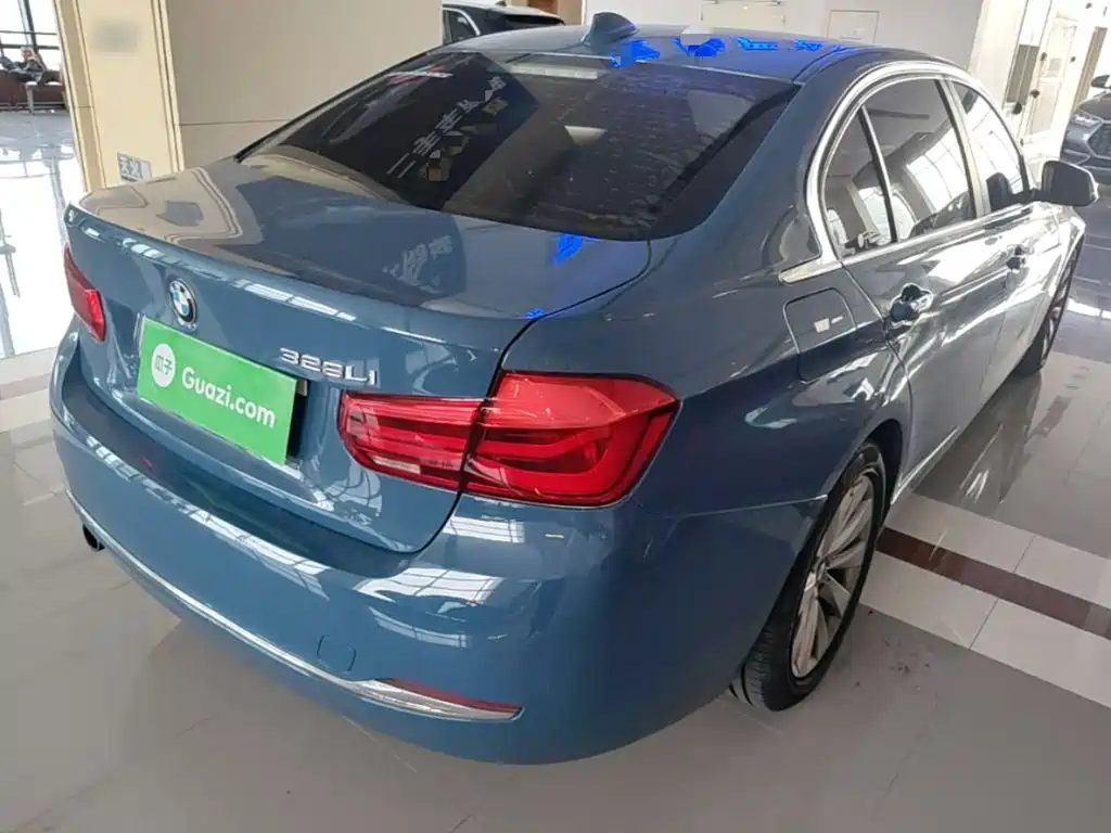 BMW 3 Series — миниатюра 7