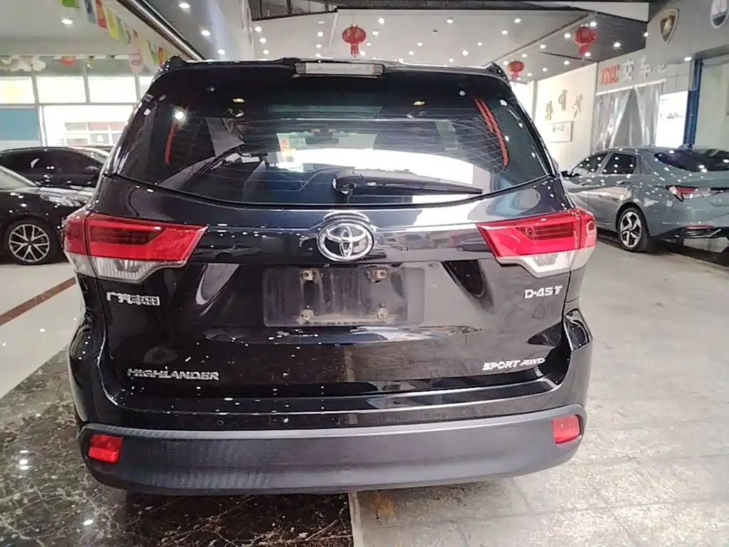 Toyota Highlander — миниатюра 6