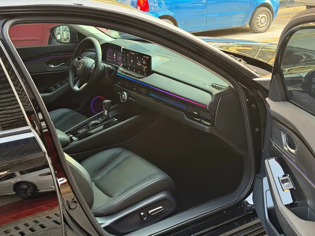 Honda Accord 2025 Sport 260TURBO Luxury