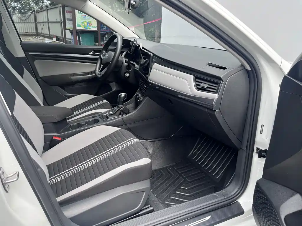 Volkswagen Bora — миниатюра 10