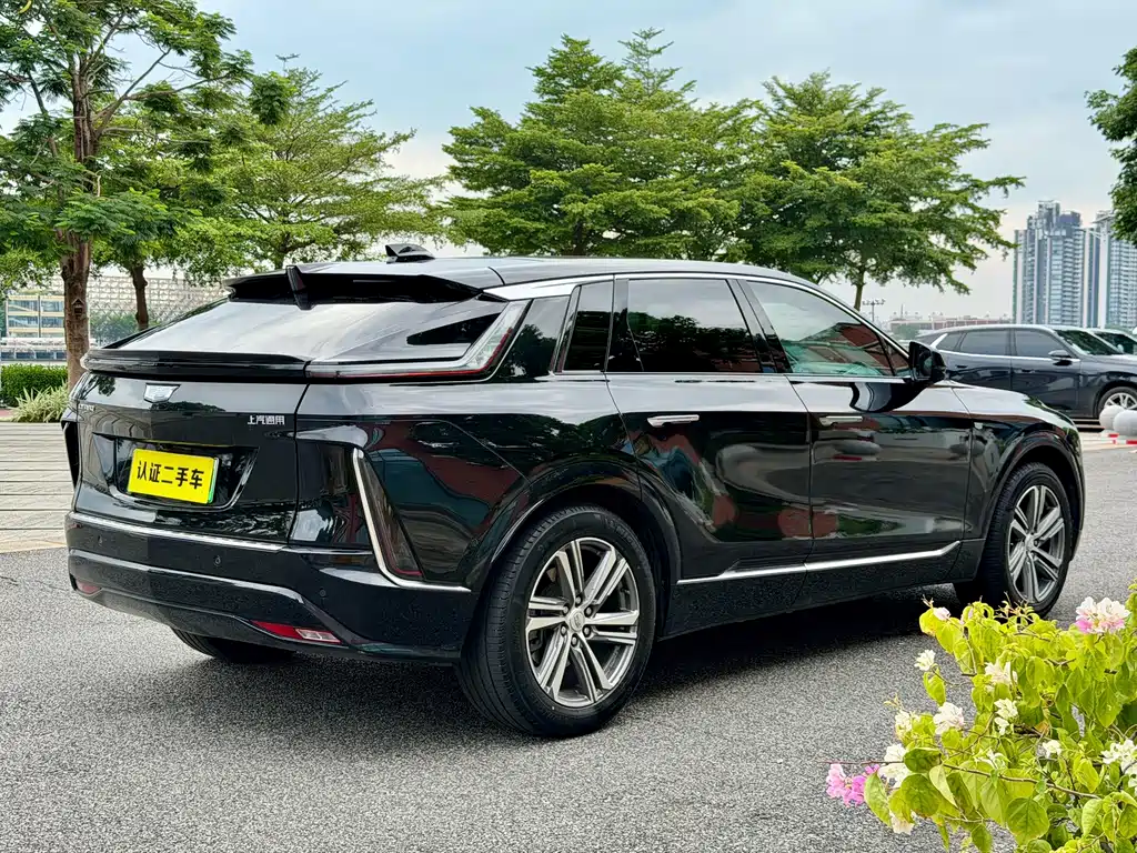Cadillac Lyriq — миниатюра 5
