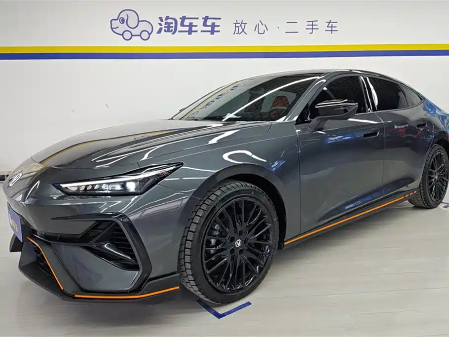 Changan UNI-V 2025