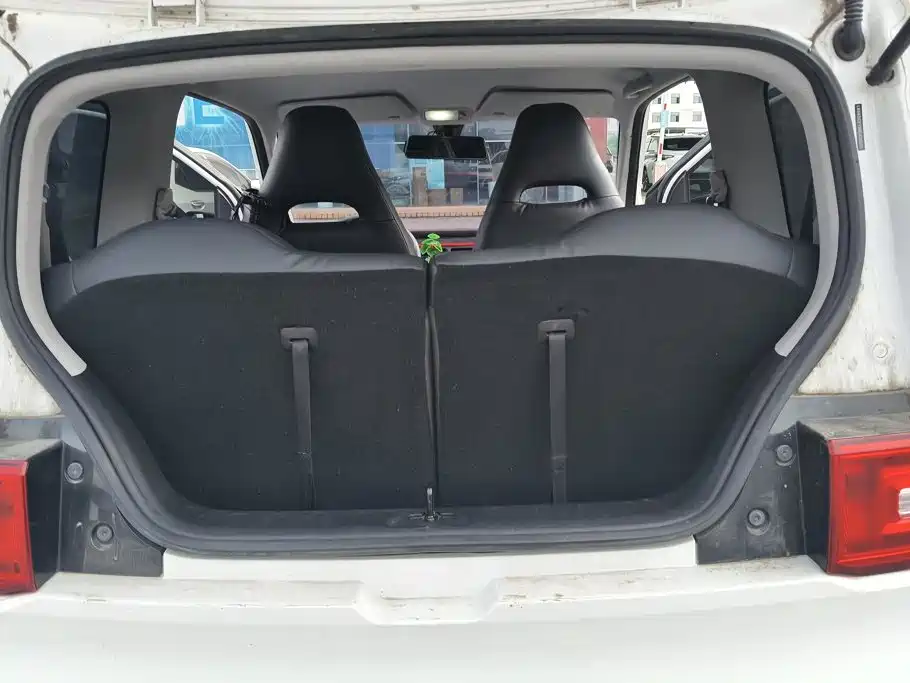 Wuling MINIEV — миниатюра 4