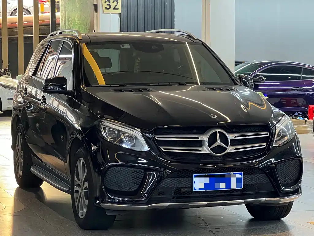 Mercedes-Benz GLE (Import) — миниатюра 3