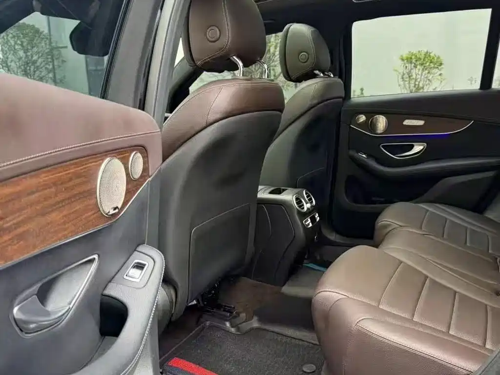 Mercedes-Benz GLC — миниатюра 6
