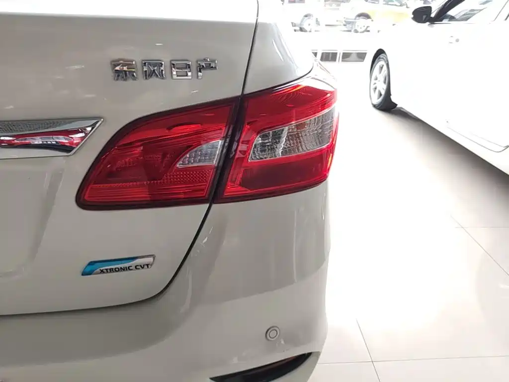Nissan Sylphy — миниатюра 8