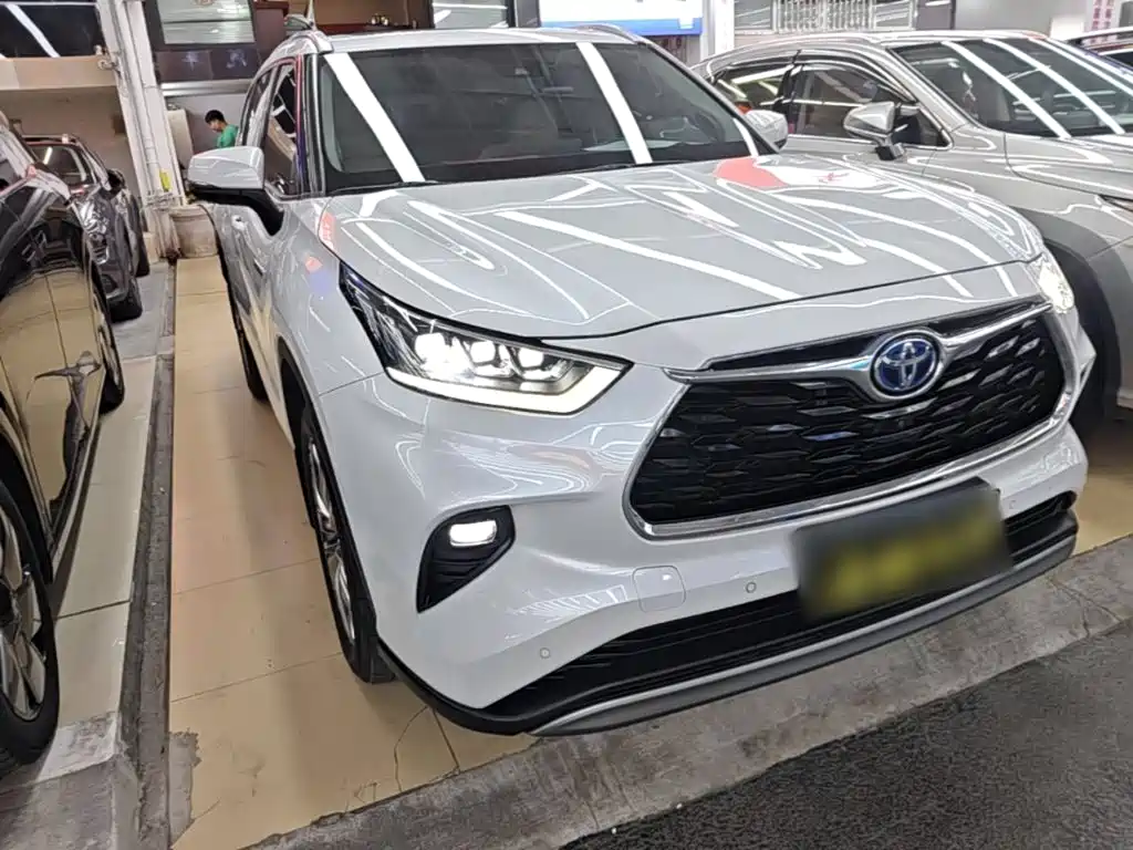 Toyota Highlander — миниатюра 4