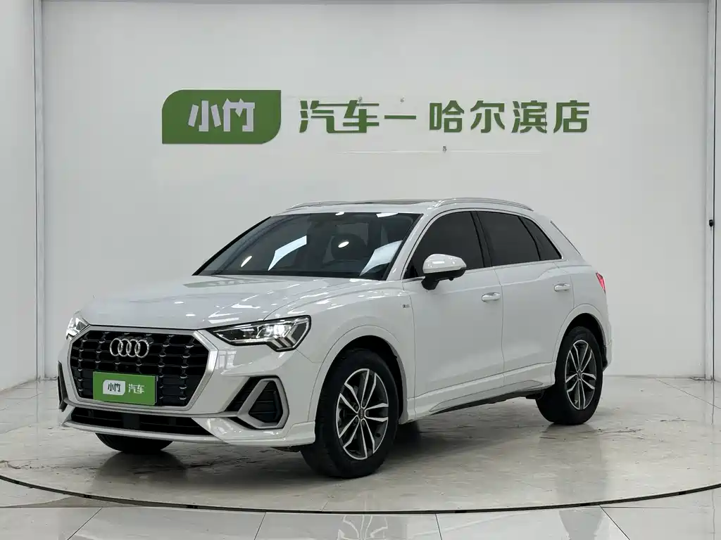 Audi Q3 2022 35 TFSI