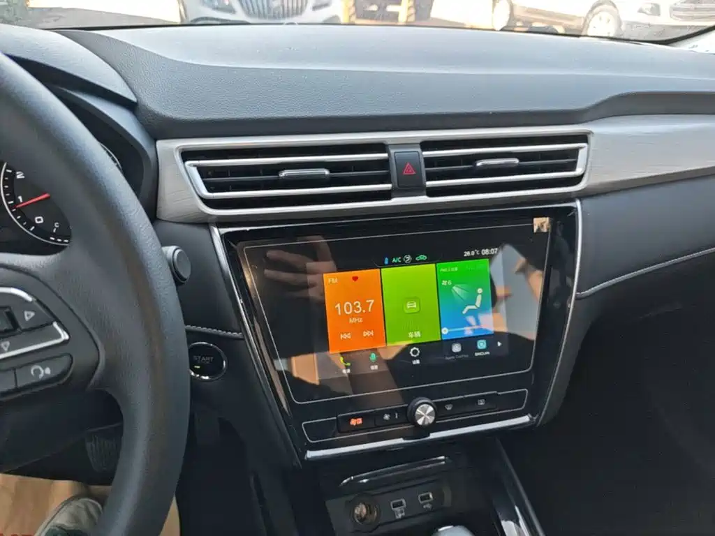 Roewe i5 — миниатюра 13