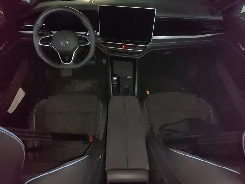 Volkswagen Passat 2025 Pro 380TSI