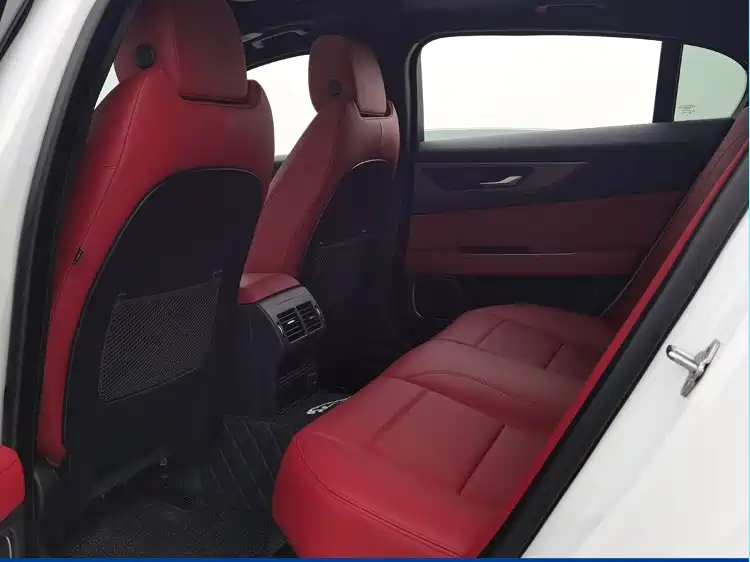 Jaguar XEL — миниатюра 5