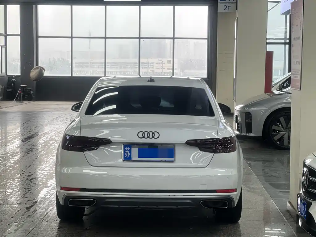 Audi A4L — миниатюра 4