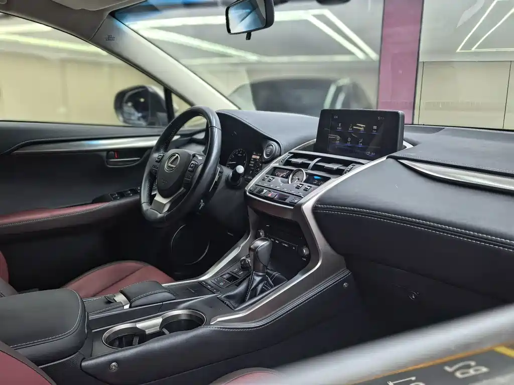 Lexus NX — миниатюра 30