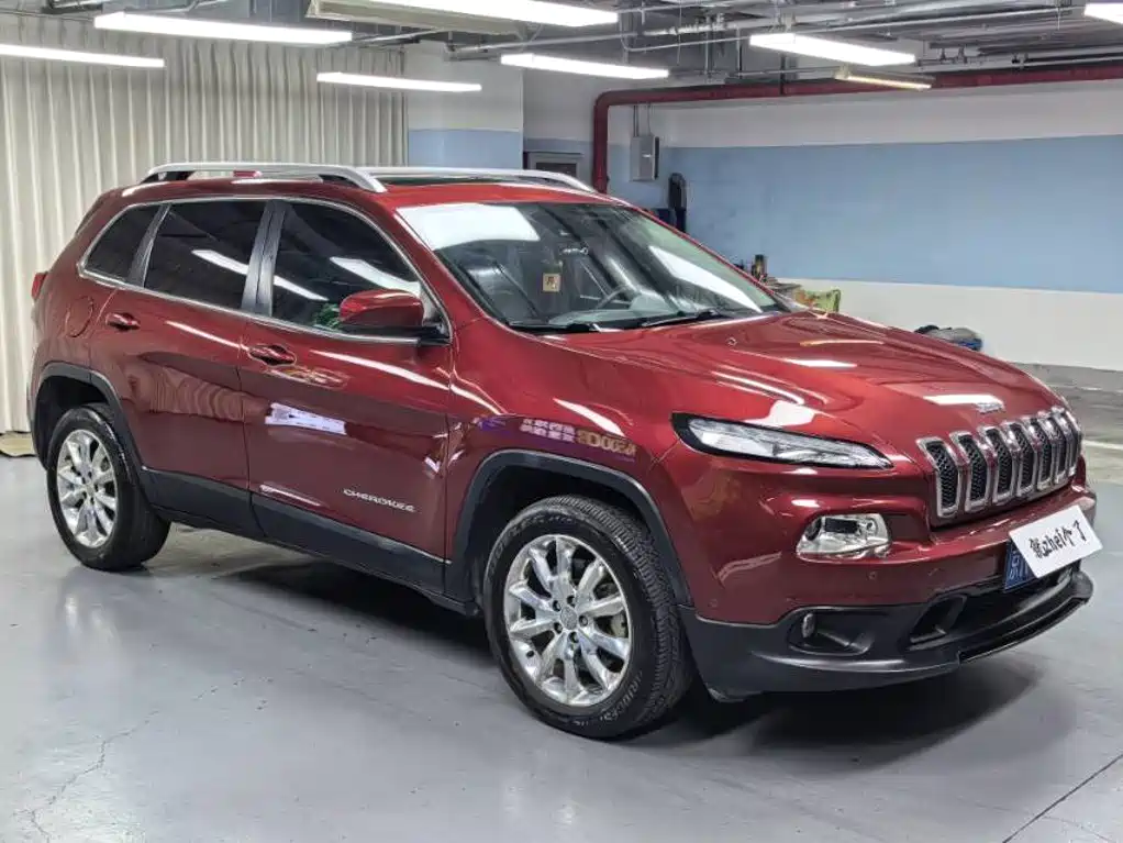 Jeep Cherokee (Import) — миниатюра 3