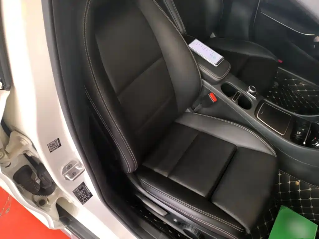 Mercedes-Benz GLA — миниатюра 25