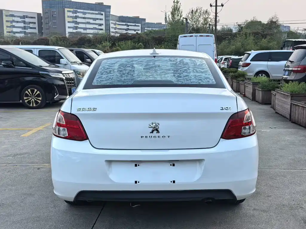 Peugeot 301 — миниатюра 8