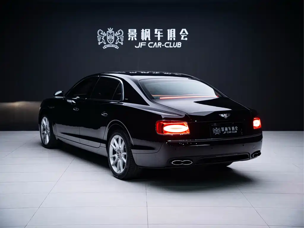 Bentley Flying Spur — миниатюра 5