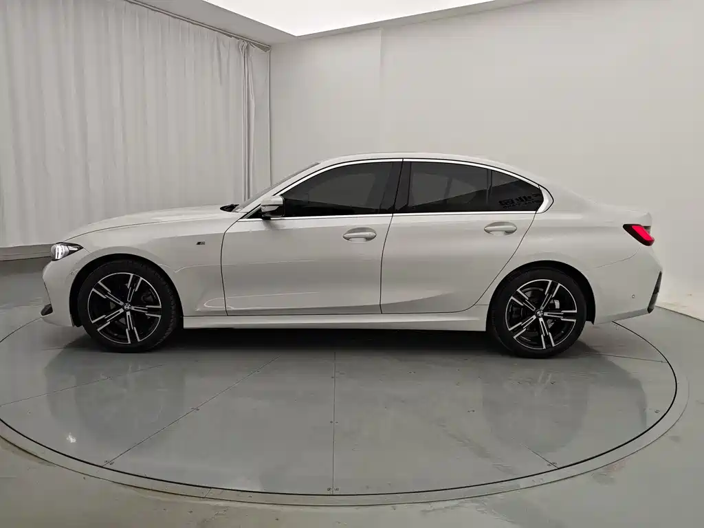 BMW 3 Series 3 2023 325i M Sport