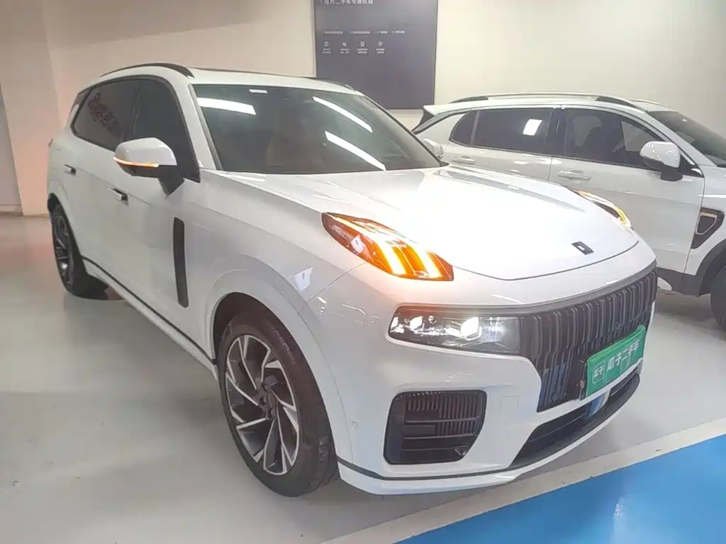Lynk & Co 09 EM-P — миниатюра 4
