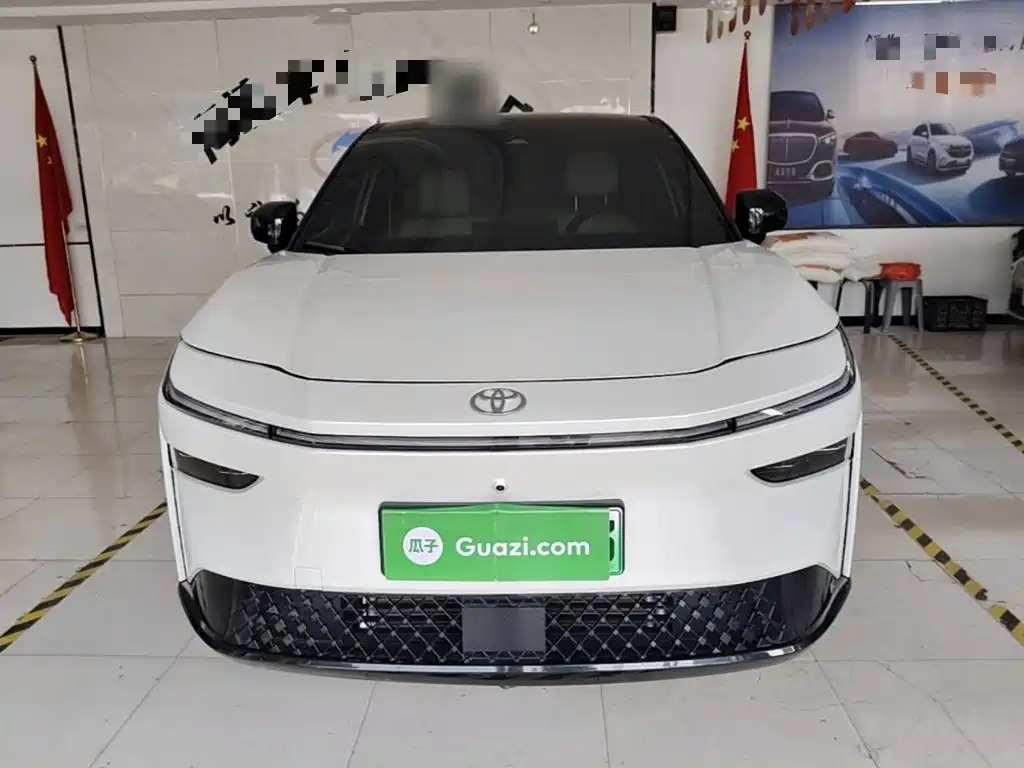 Toyota bZ3X — миниатюра 3