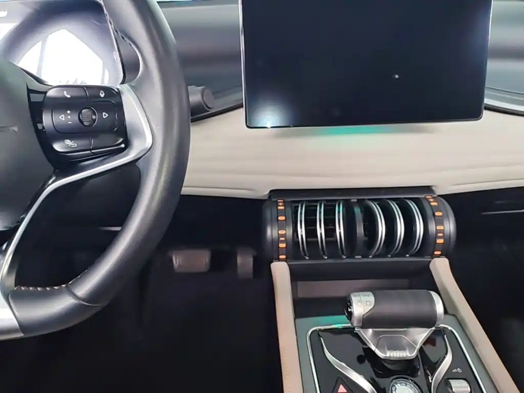 BYD Yuan Plus — миниатюра 10