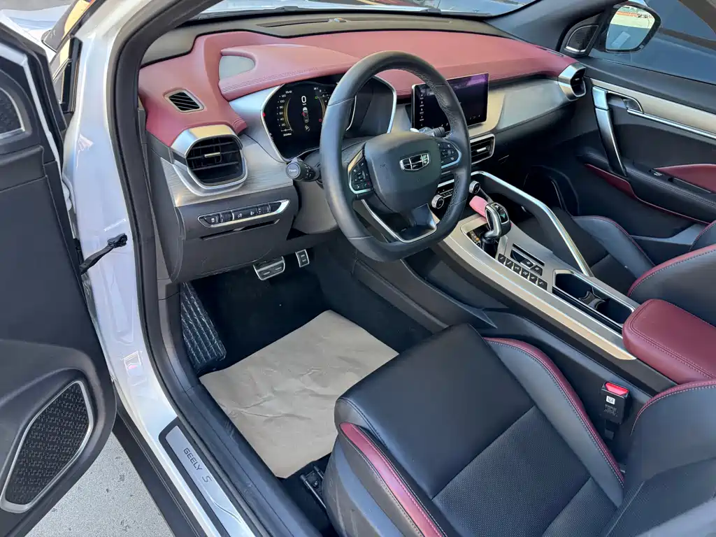 Geely Binyue 2019 Sport 260T DCT Battle VI