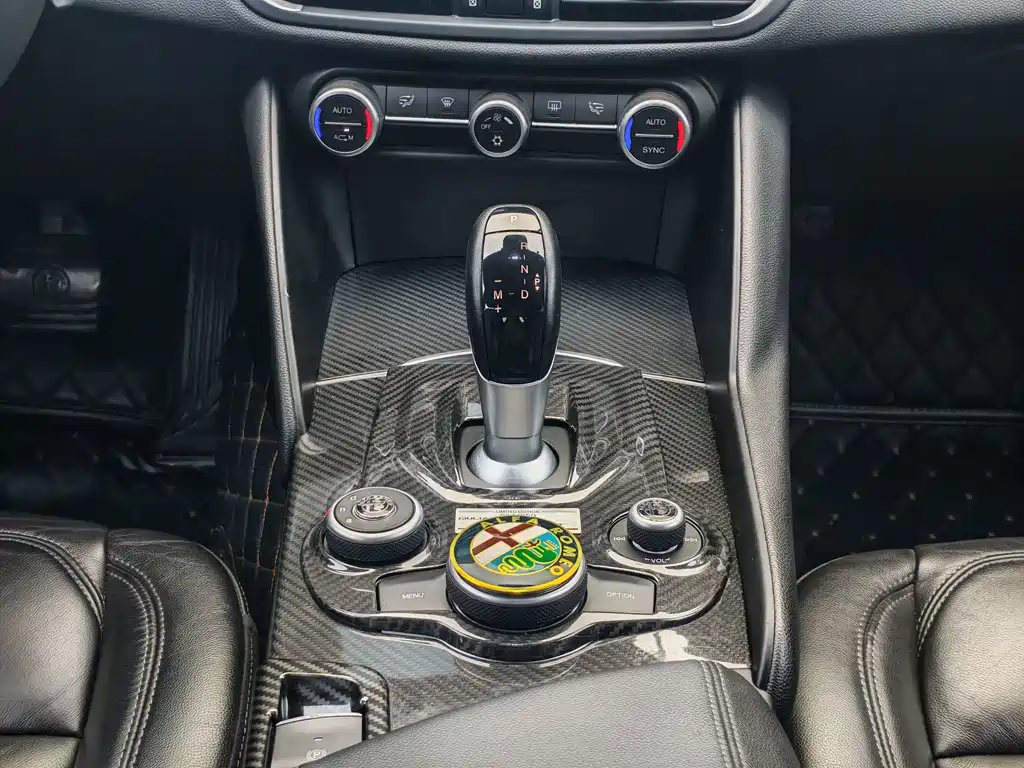 Alfa Romeo Giulia — миниатюра 11