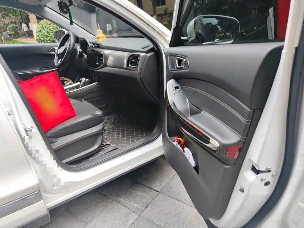Chery Tiggo 8 — миниатюра 3
