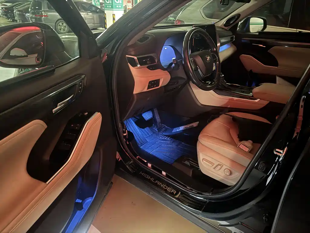 Toyota Highlander — миниатюра 5