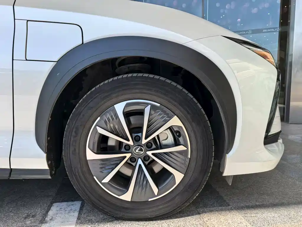 Lexus RZ 2023 450e