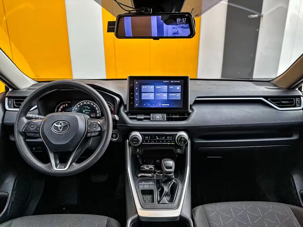 TOYOTA RAV4 RONGFANG