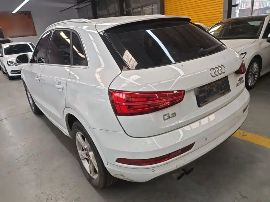 Audi Q3 2016 30 TFSI Fashion