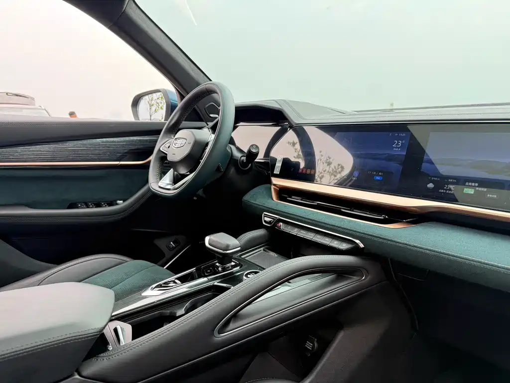 Geely Xingyue L — миниатюра 12
