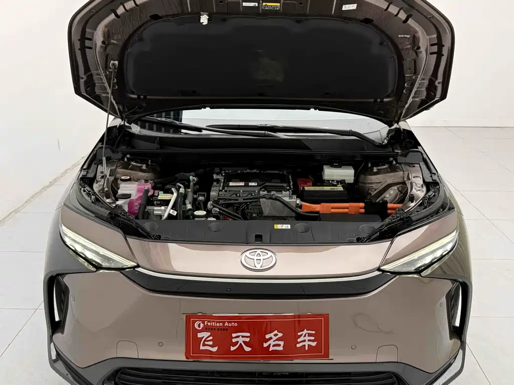 Toyota bZ4X — миниатюра 8