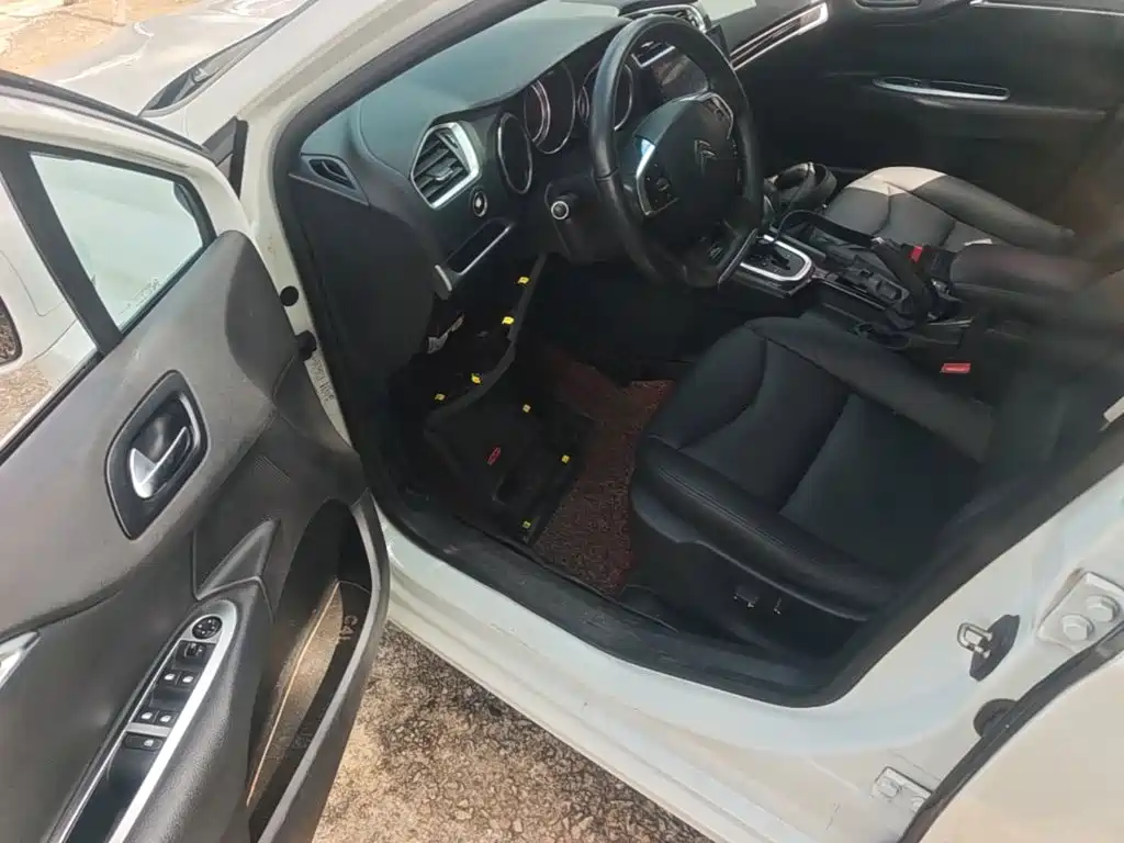 Citroen C4L — миниатюра 16